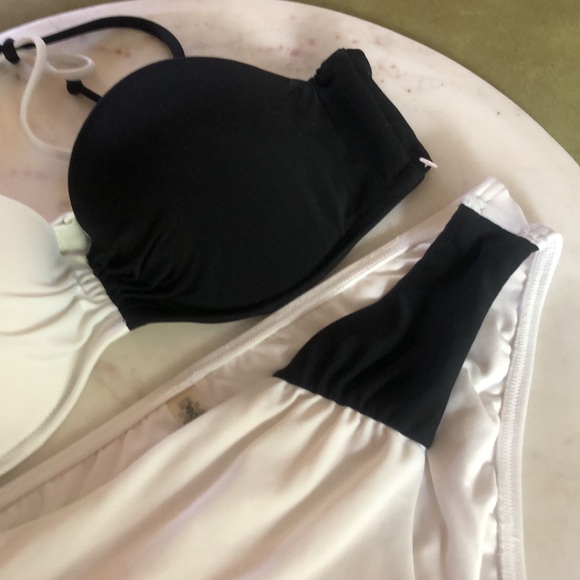 😎 🖤 VS Bikini 🖤 - Picture 2 of 10